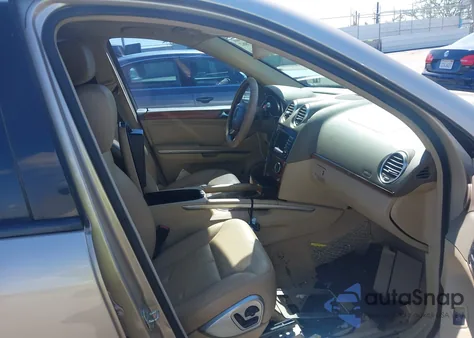 2007 Mercedes-Benz Gl 450 4Matic z USA, uszkodzony, nr VIN 4JGBF71E57A111007